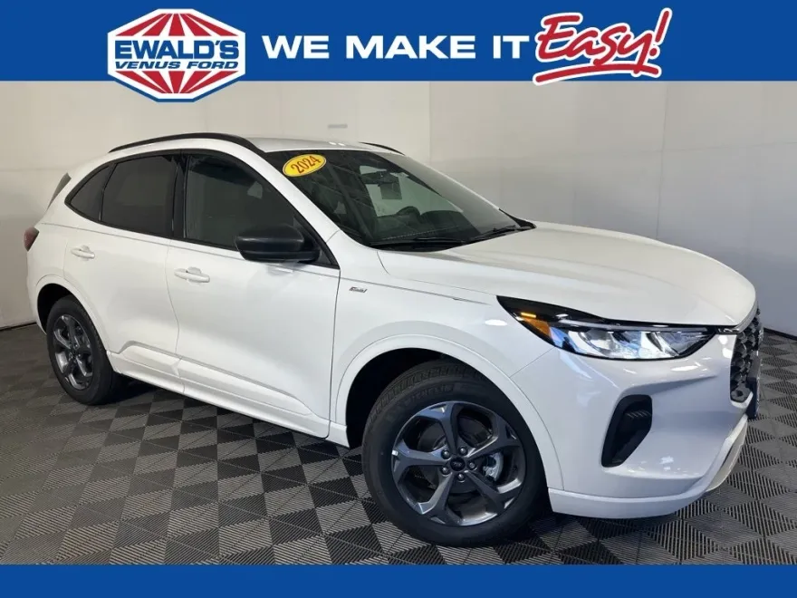 2024 Ford Escape ST-Line photo 1