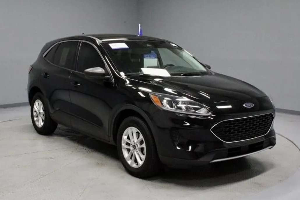 2022 Ford Escape SE photo 1