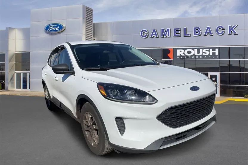 2022 Ford Escape SE photo 1