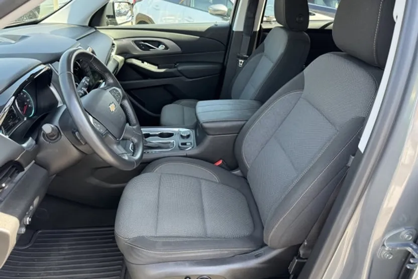 2018 Chevrolet Traverse Cloth photo 1