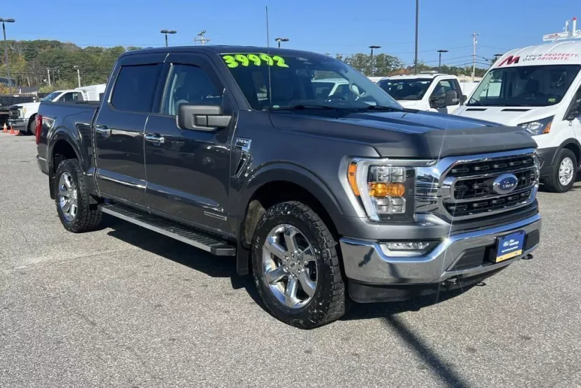 2022 Ford F-150 XLT photo 1