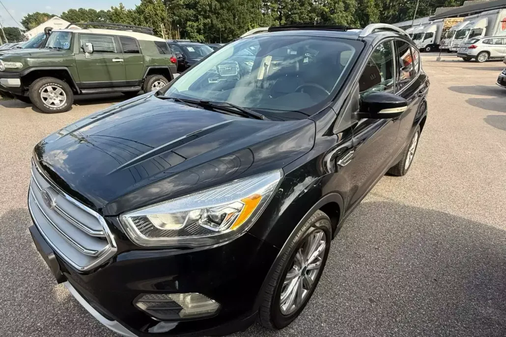 2017 Ford Escape Titanium Sport photo 1