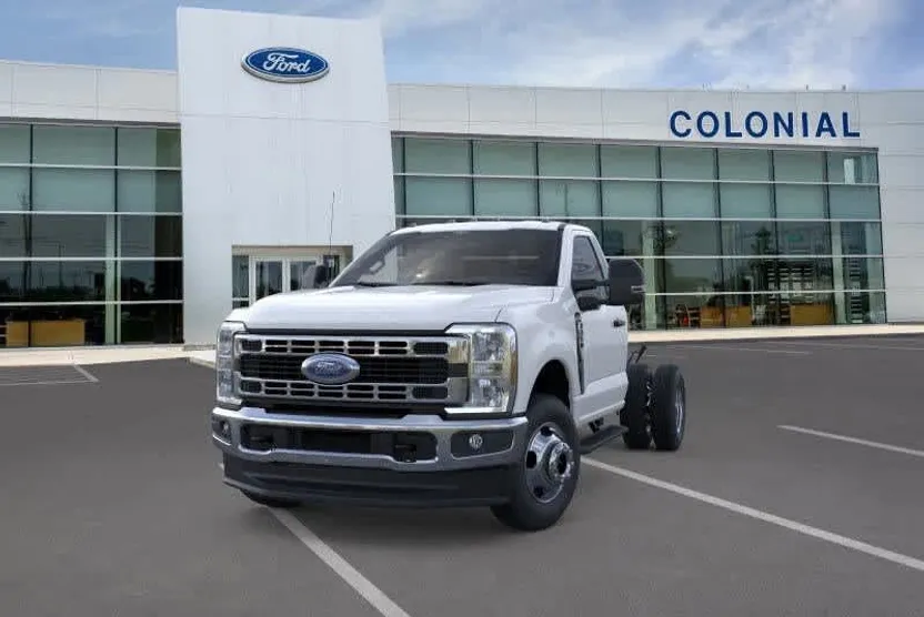 2026 Ford F-350 XL photo 1