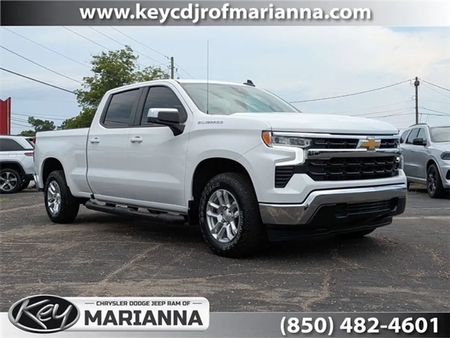 2023 Chevrolet Silverado 1500 photo 1