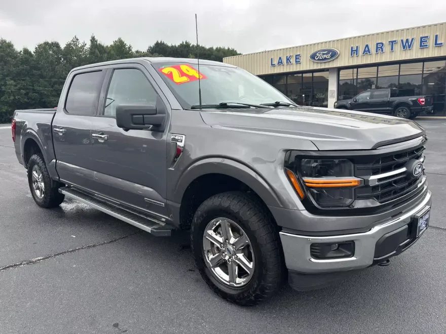 2024 Ford F-150 XLT photo 1