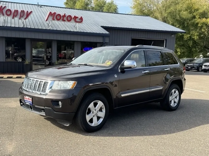 2011 Jeep Grand Cherokee Overland photo 1