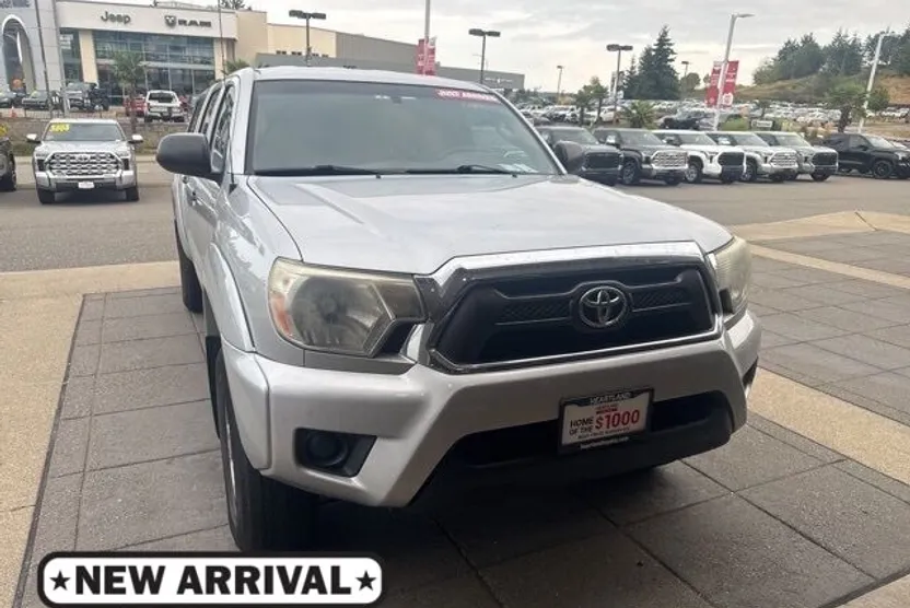 2013 Toyota Tacoma PreRunner photo 1