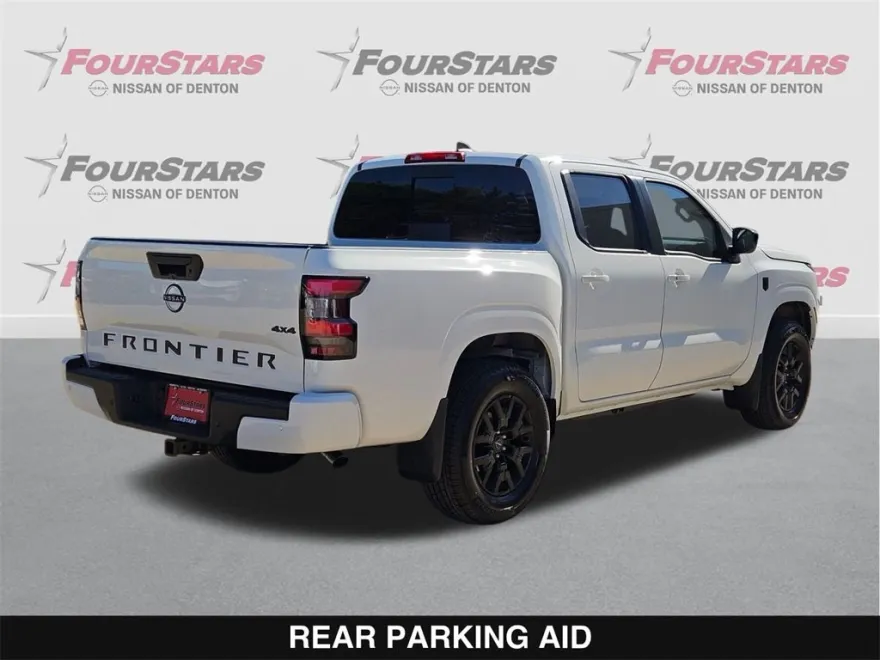 2026 Nissan Frontier Crew Cab SV photo 1