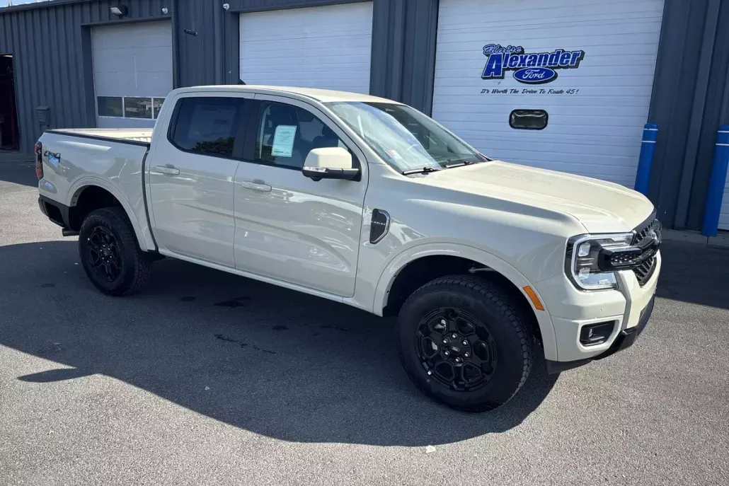 2025 Ford Ranger Lariat photo 1