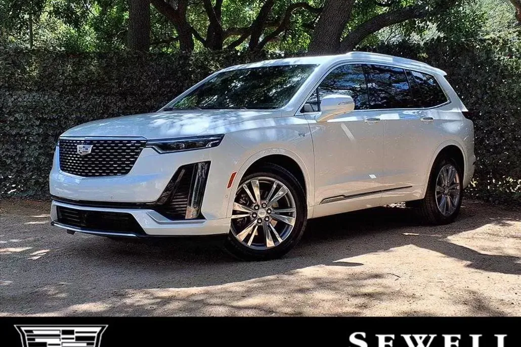 2024 Cadillac XT6 Premium Luxury photo 1