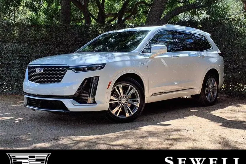 2024 Cadillac XT6 Premium Luxury photo 1