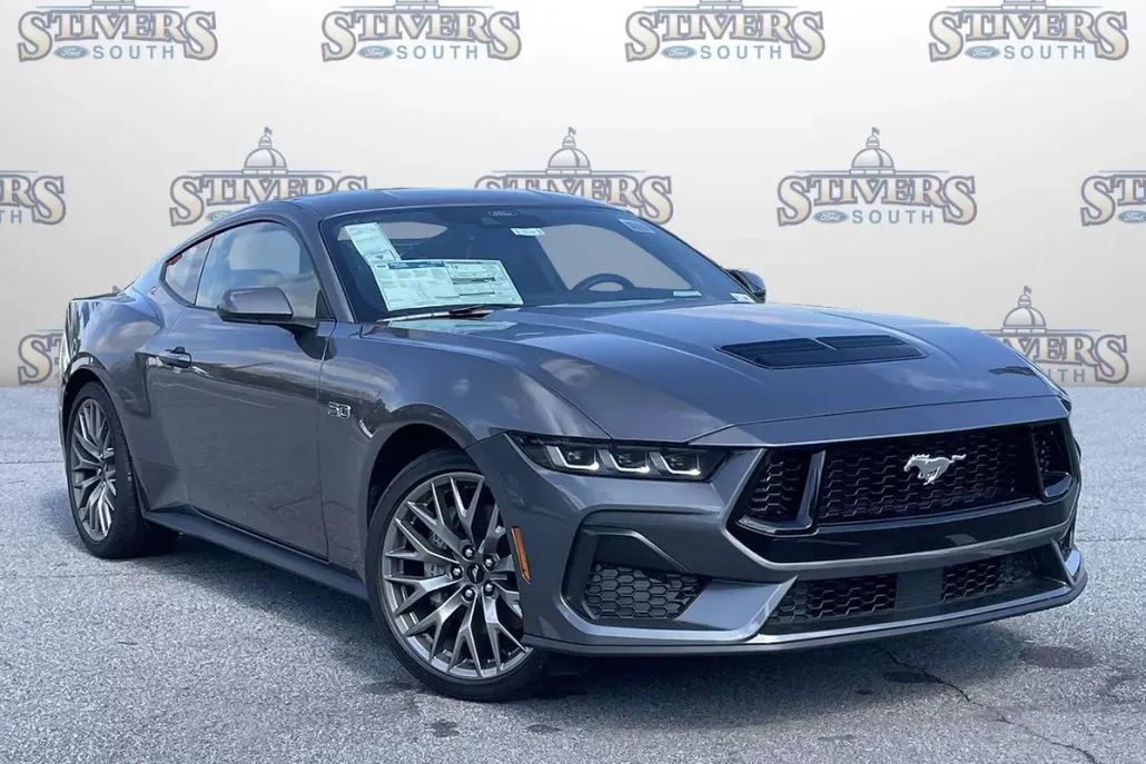 2025 Ford Mustang GT Premium photo 1