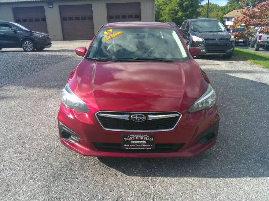 2017 Subaru Impreza Premium photo 1