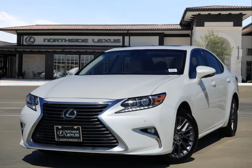 2017 Lexus ES 350 photo 1