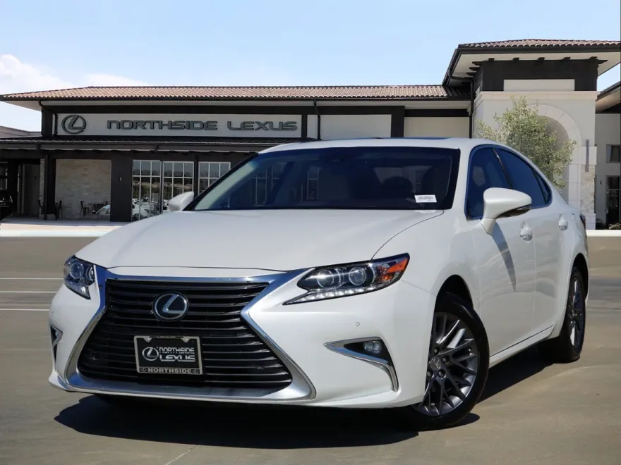 2017 Lexus ES 350 photo 1