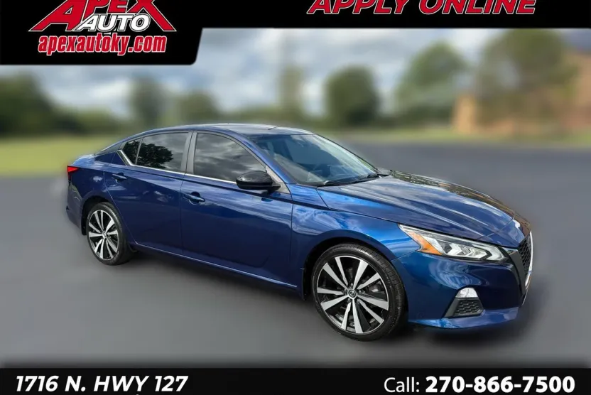 2019 Nissan Altima SR photo 1