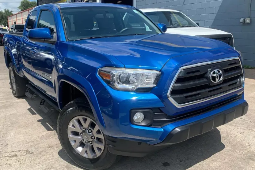 2016 Toyota Tacoma SR5 TRD Sport photo 1