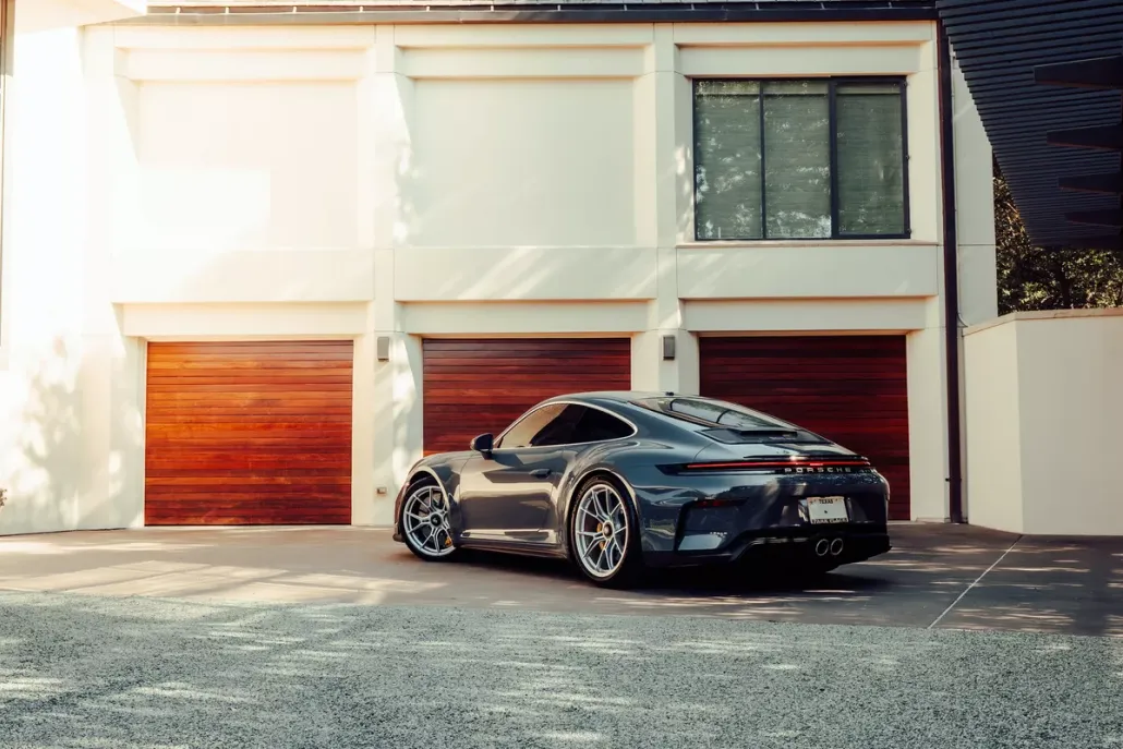 2025 Porsche 911 GT3 Touring Coupe photo 1