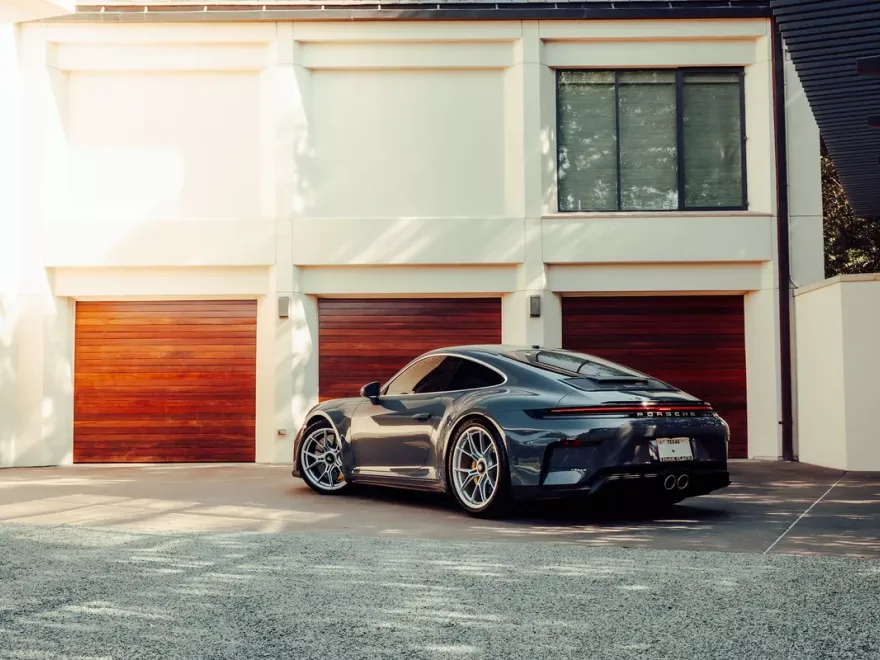 2025 Porsche 911 GT3 Touring Coupe photo 1