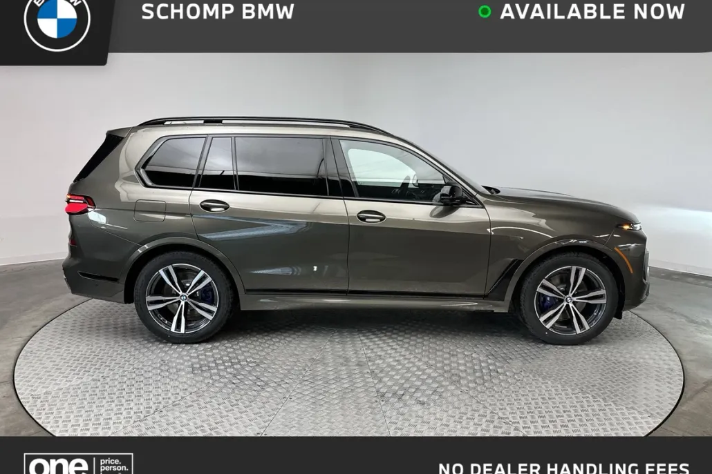 2025 Bmw X7 M60i photo 1