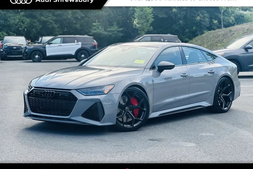 2025 Audi RS 7 Performance photo 1