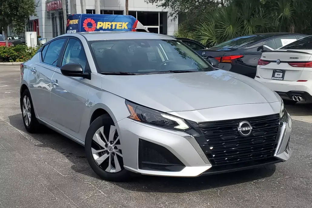 2024 Nissan Altima 2.5 S photo 1