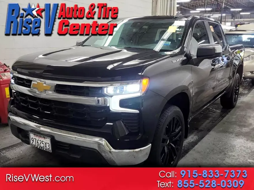 2023 Chevrolet Silverado 1500 LT photo 1