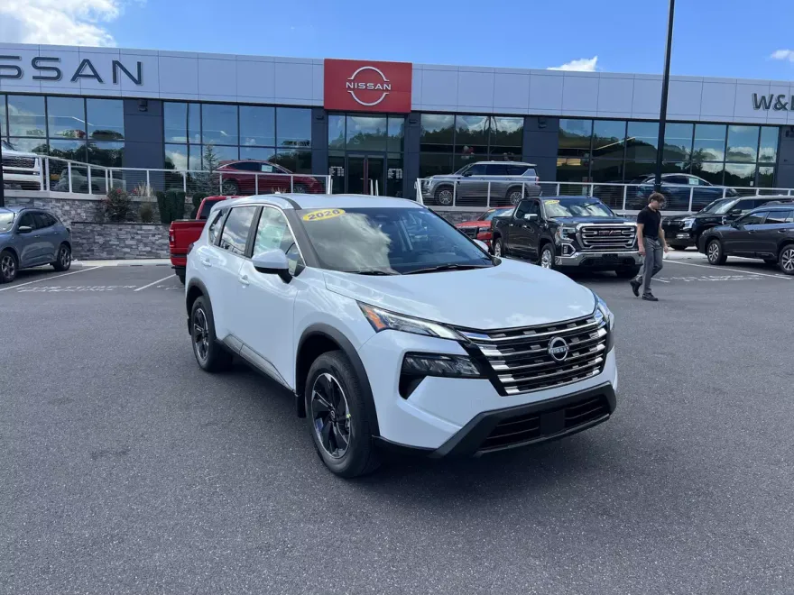 2026 Nissan Rogue SV photo 1