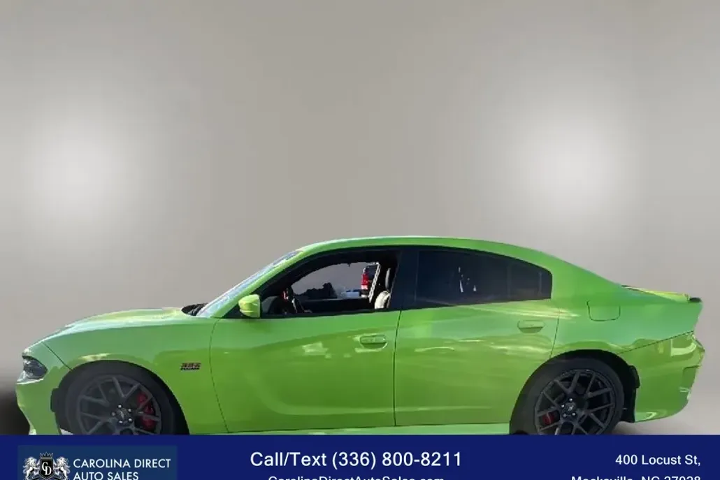 2019 Dodge Charger Scat Pack photo 1