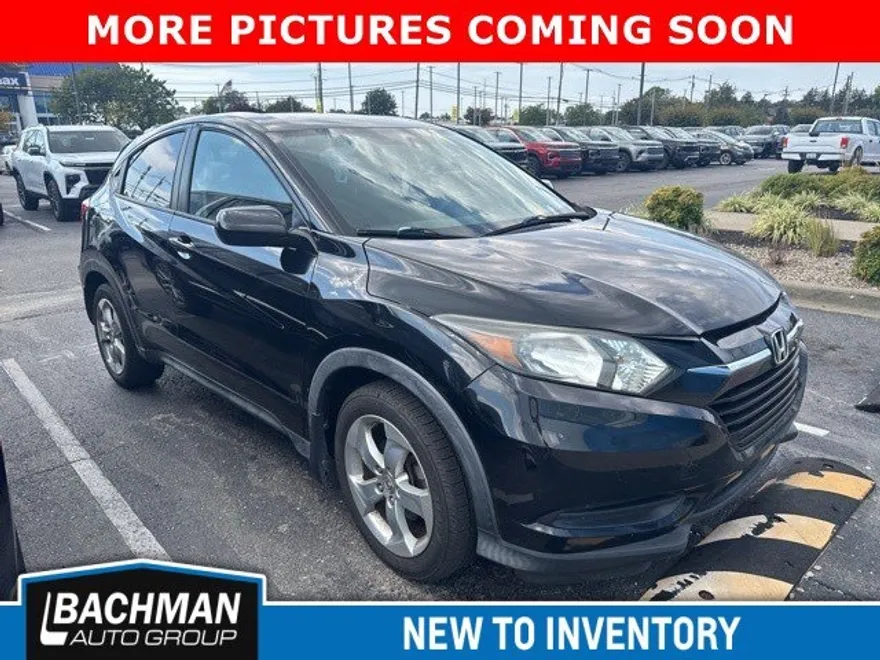 2016 Honda HR-V LX photo 1