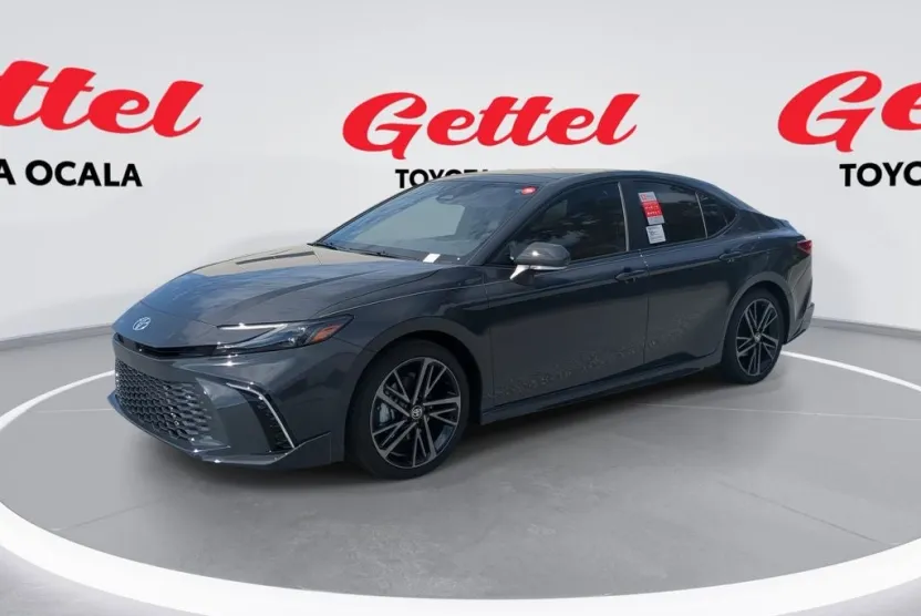 2025 Toyota Camry XSE photo 1