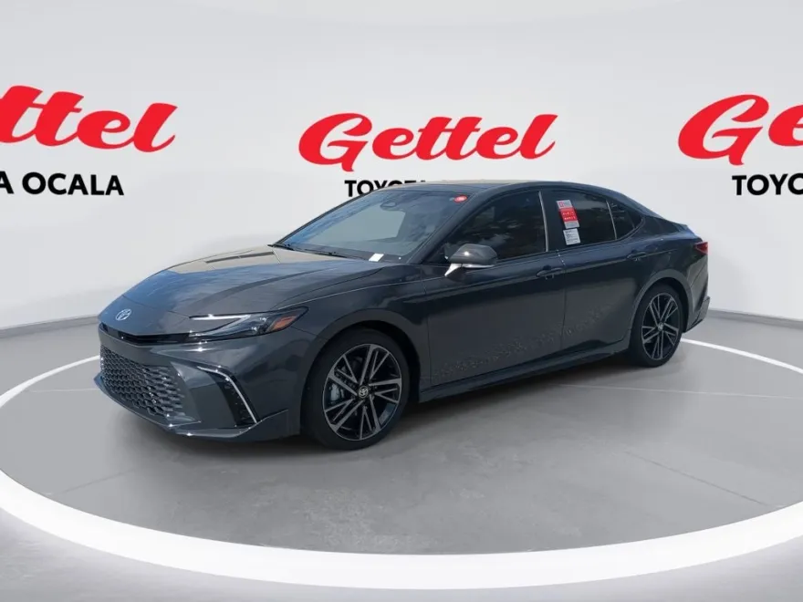 2025 Toyota Camry XSE photo 1
