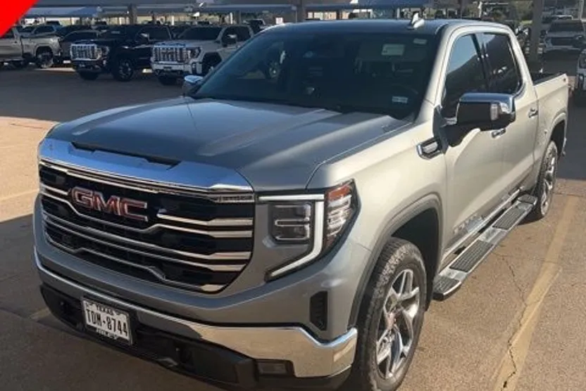 2023 Gmc Sierra 1500 SLT photo 1
