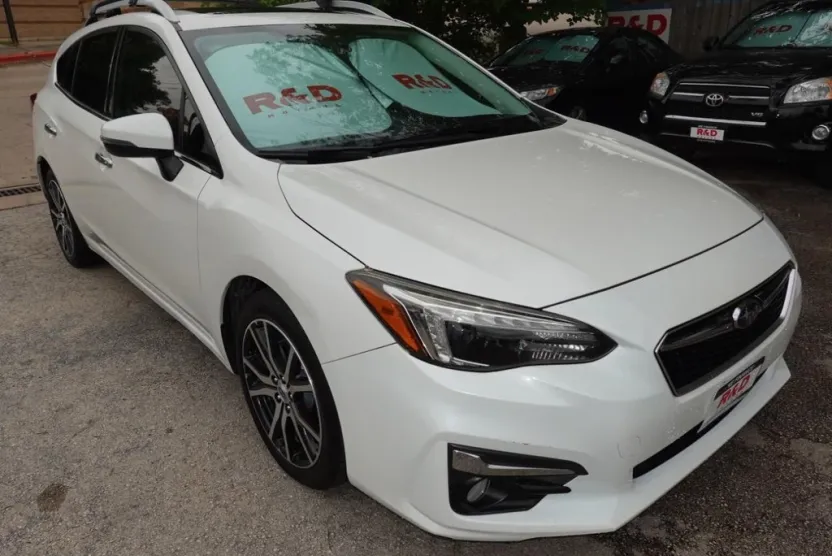 2018 Subaru Impreza Limited photo 1