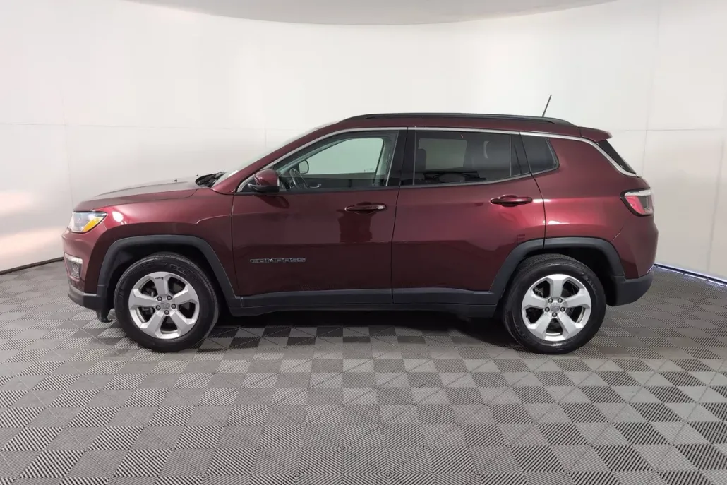 2020 Jeep Compass Latitude photo 1