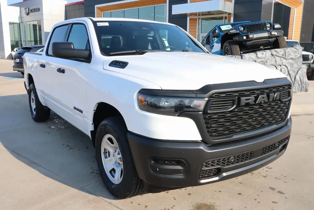 2025 Ram 1500 Tradesman photo 1