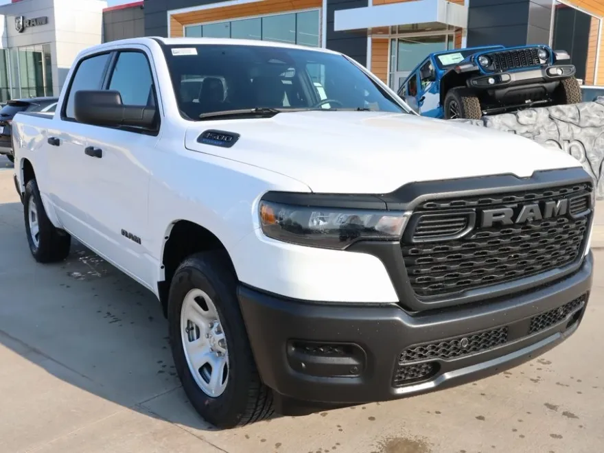 2025 Ram 1500 Tradesman photo 1