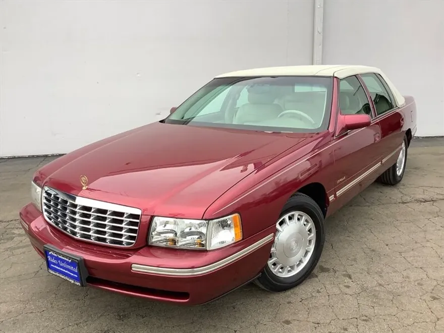 1998 Cadillac DeVille photo 1