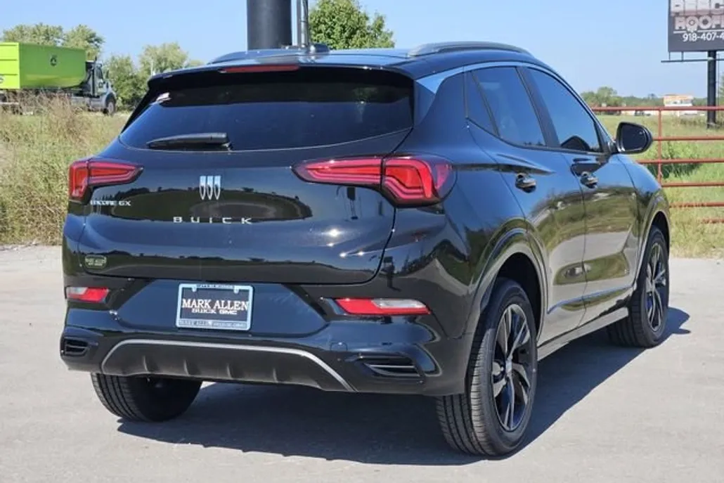 2026 Buick Encore GX Sport Touring photo 1