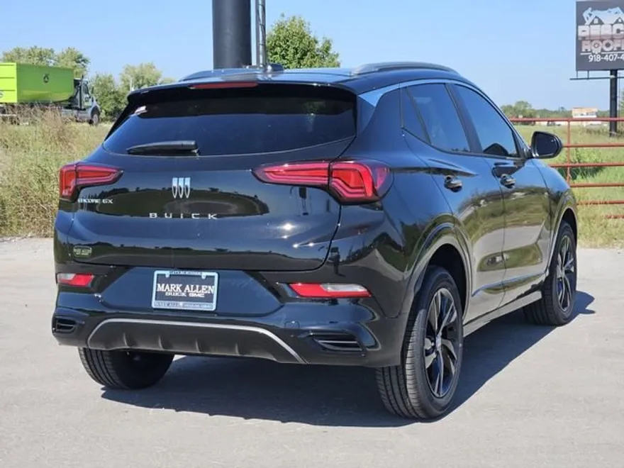 2026 Buick Encore GX Sport Touring photo 1