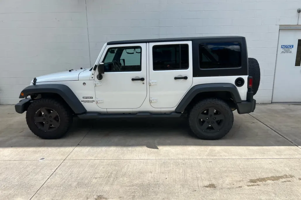 2017 Jeep Wrangler Unlimited Sport photo 1