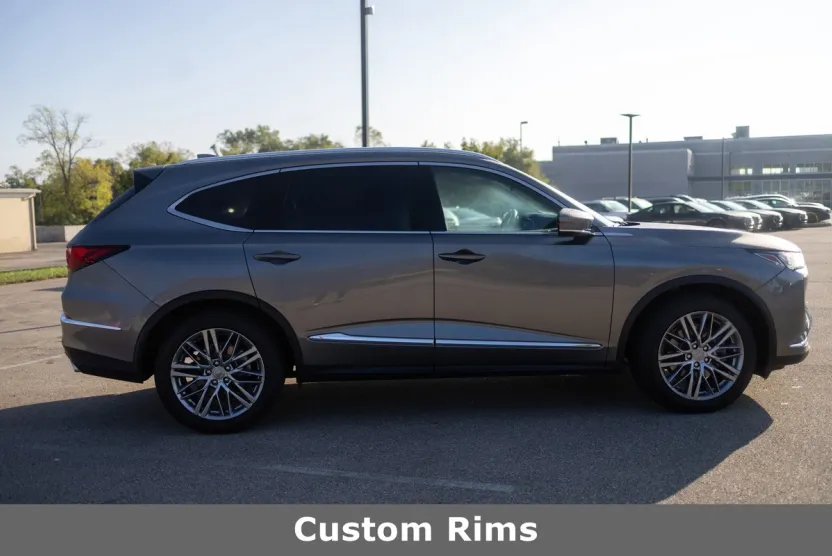 2023 Acura MDX SH-AWD Advance photo 1