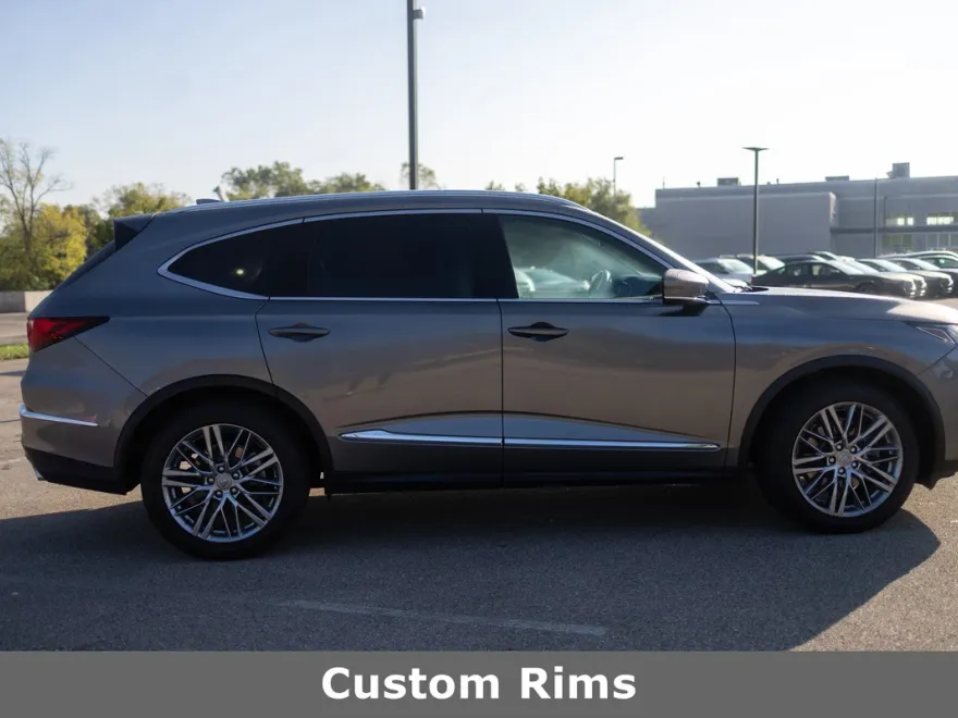 2023 Acura MDX SH-AWD Advance photo 1