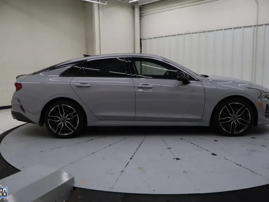 2024 Kia K5 GT photo 1