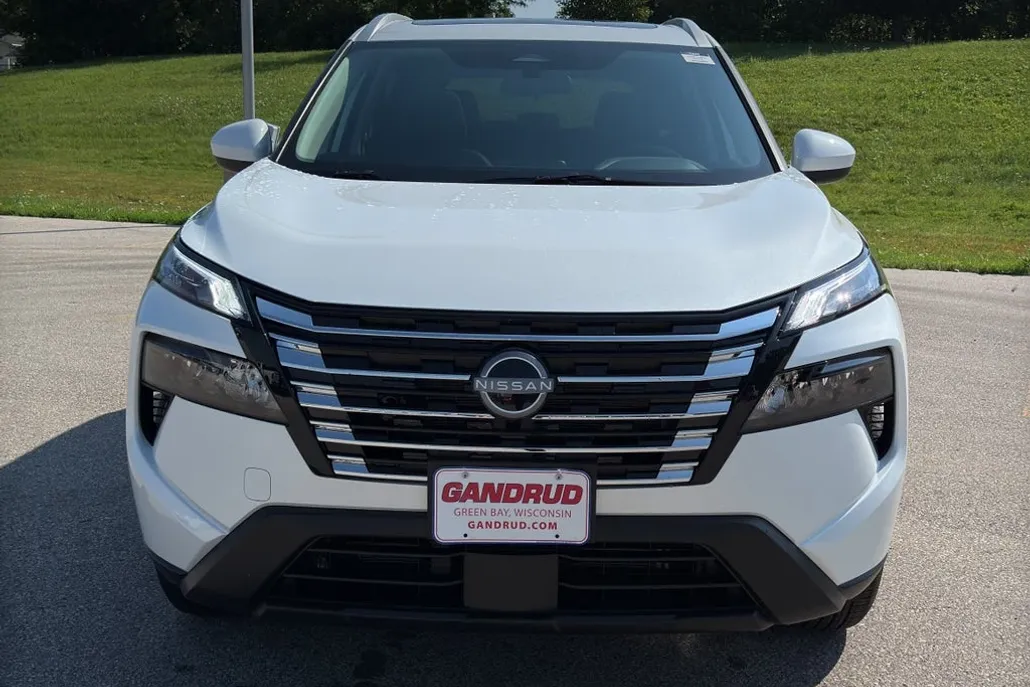 2026 Nissan Rogue AWD SV photo 1