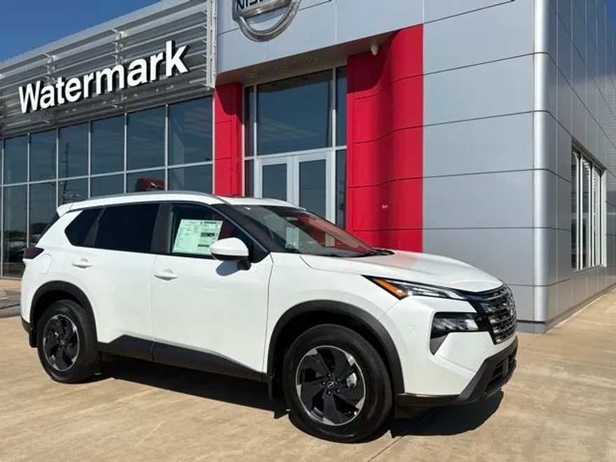 2026 Nissan Rogue SV photo 1