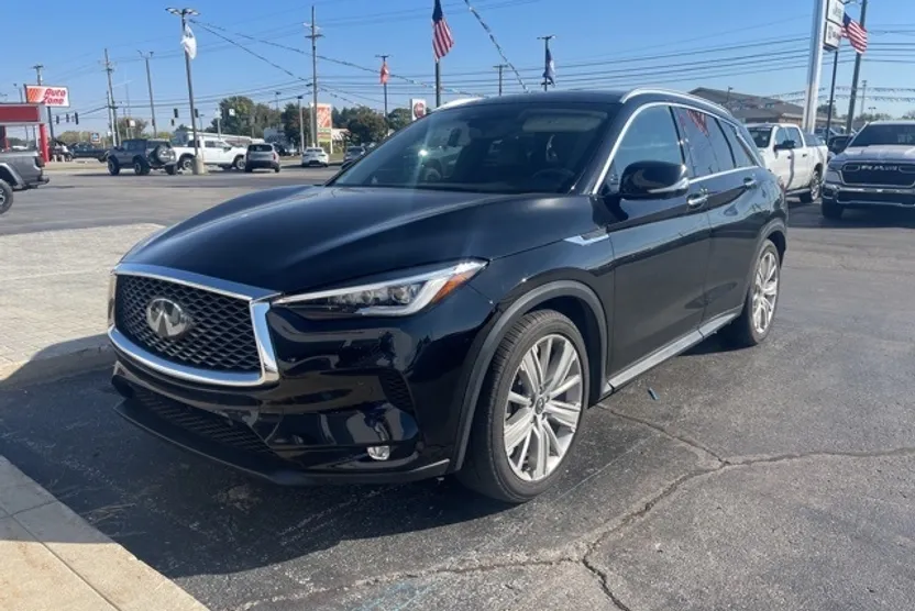 2020 Infiniti QX50 Luxe photo 1