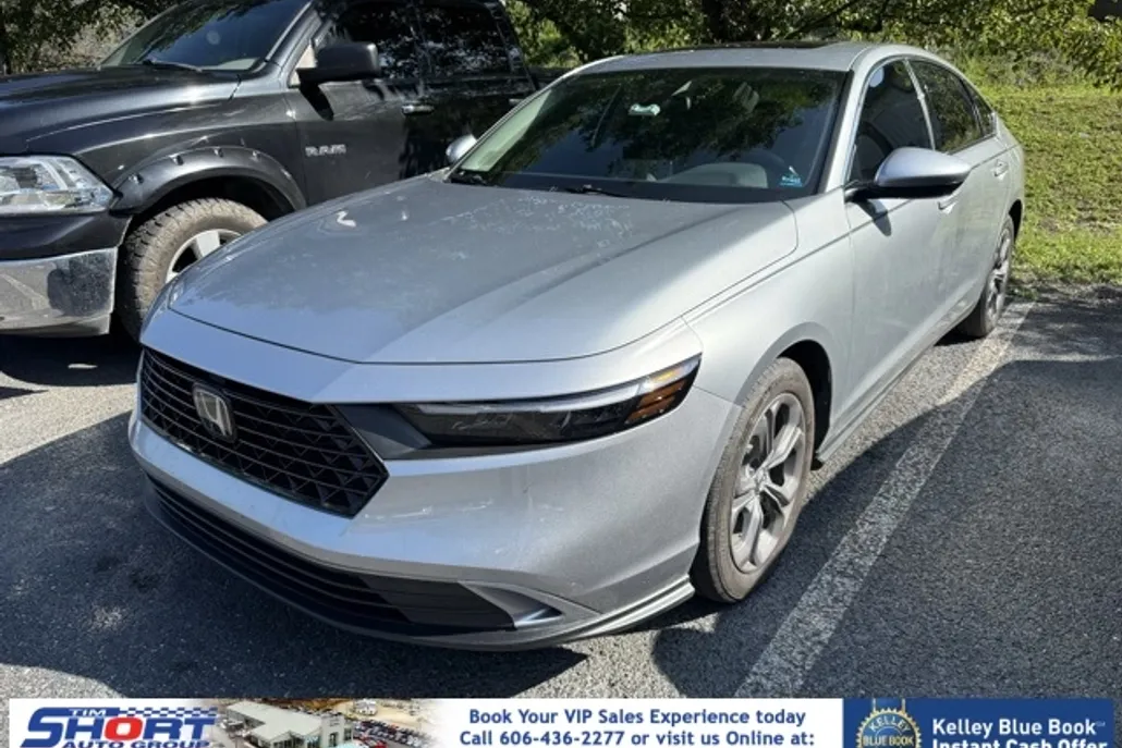 2024 Honda Accord EX photo 1