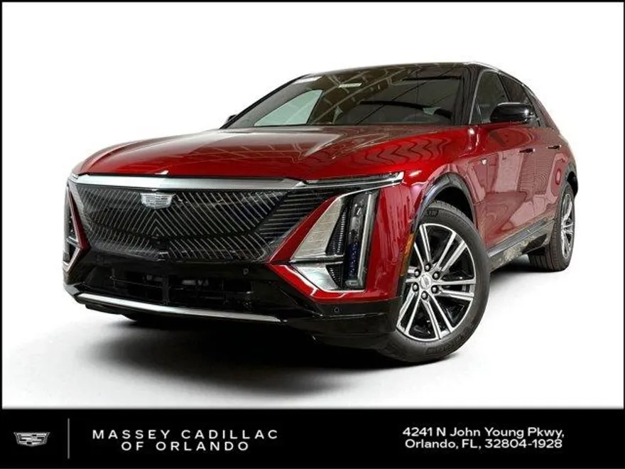 2025 Cadillac Lyriq Luxury photo 1