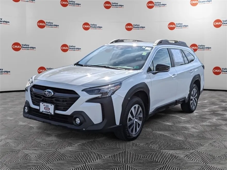 2025 Subaru Outback Premium photo 1